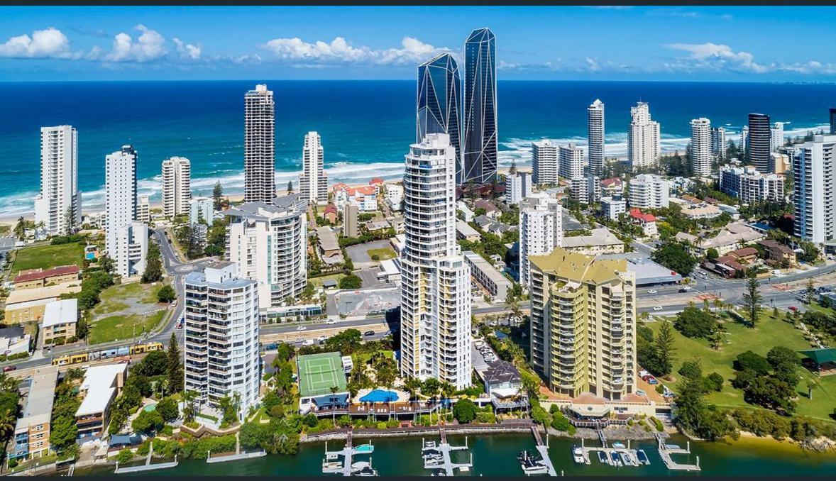 The Pinnacle Apartments Gold Coast Eksteriør bilde